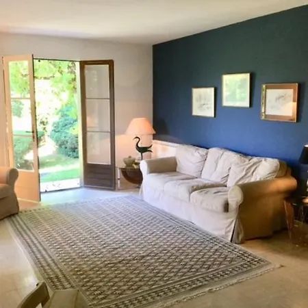 Villa Dans La Bastide De - Piscine Chauffee, Parking Prive *