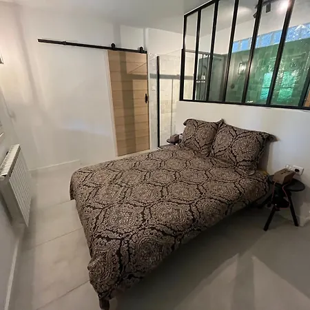 Villa Dans La Bastide De - Piscine Chauffee, Parking Prive